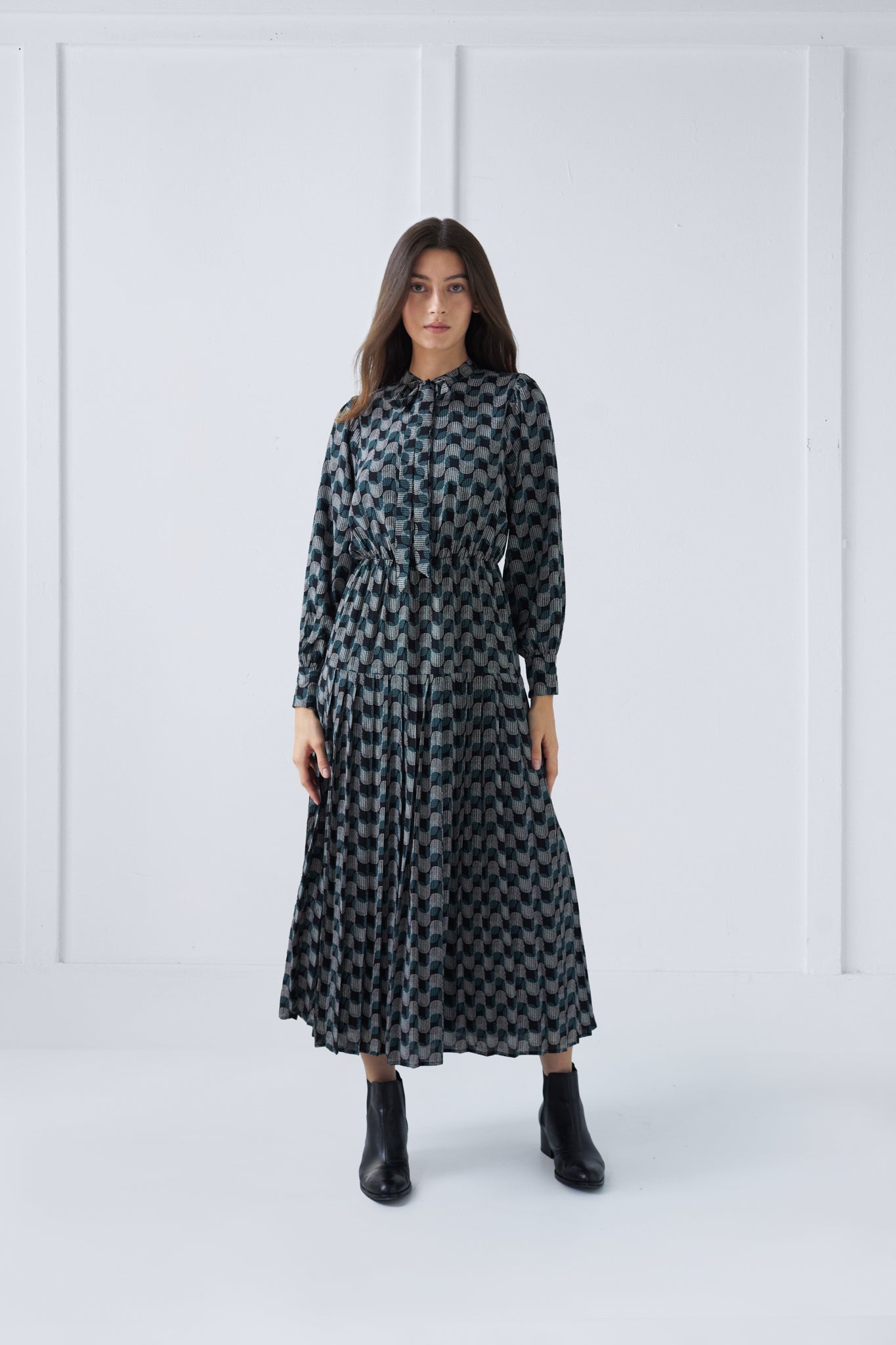 Paloma Dress in Geometric Print #1533GWG – UNAYA