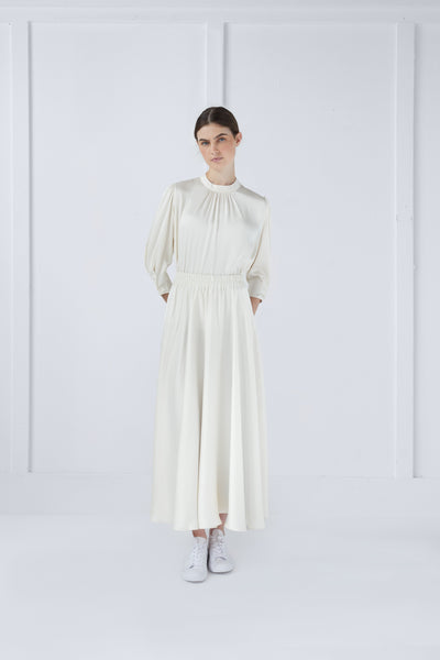 Lydia Blouse in Ivory Hammered Silky Fabric #8315WST