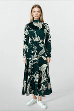 Load image into Gallery viewer, Leah Dress Print on Green #8468HNG