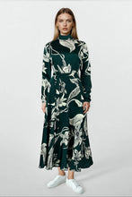 Load image into Gallery viewer, Leah Dress Print on Green #8468HNG