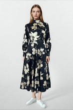 Load image into Gallery viewer, Juno Skirt Flower on Navy #8578NFL
